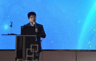仰国科技在LED显示权威论坛颁发关于LED云平台的主题演讲